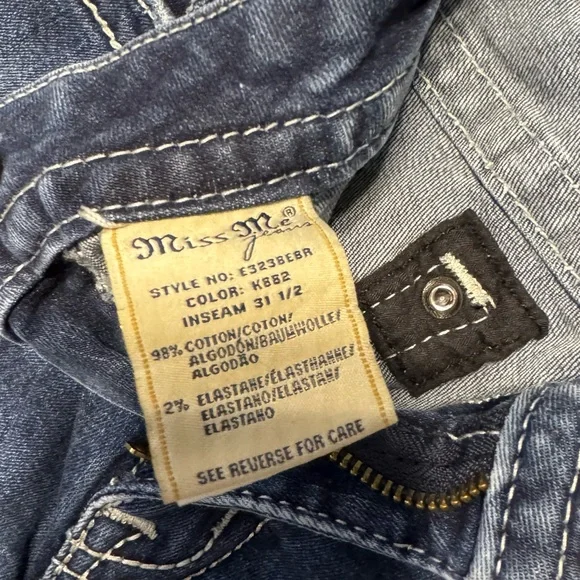 Miss Me Mid-Rise Easy Boot Jeans - Picture 3 of 6